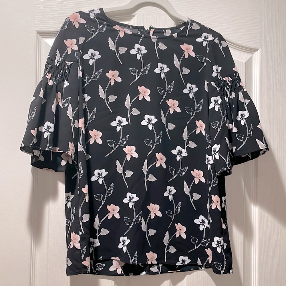 Alfani Floral Top Size 2